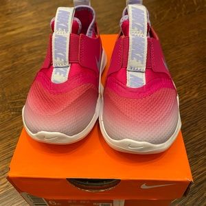 NWT Nike Flex running slip on shoe